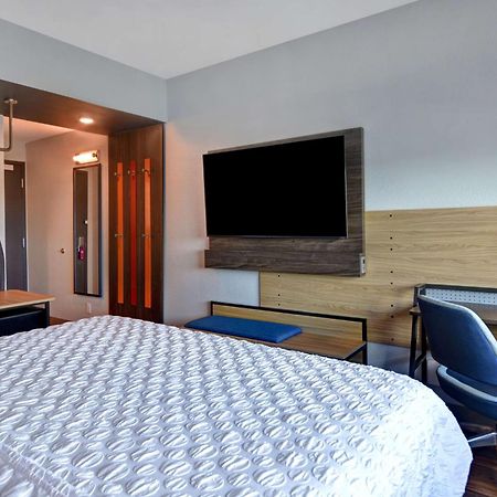 Tru By Hilton St. Petersburg Downtown Central Ave Esterno foto